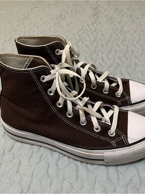 Converse High Top Chocolate Brown Unisex Platform Sneakers Women’s Size 9.5